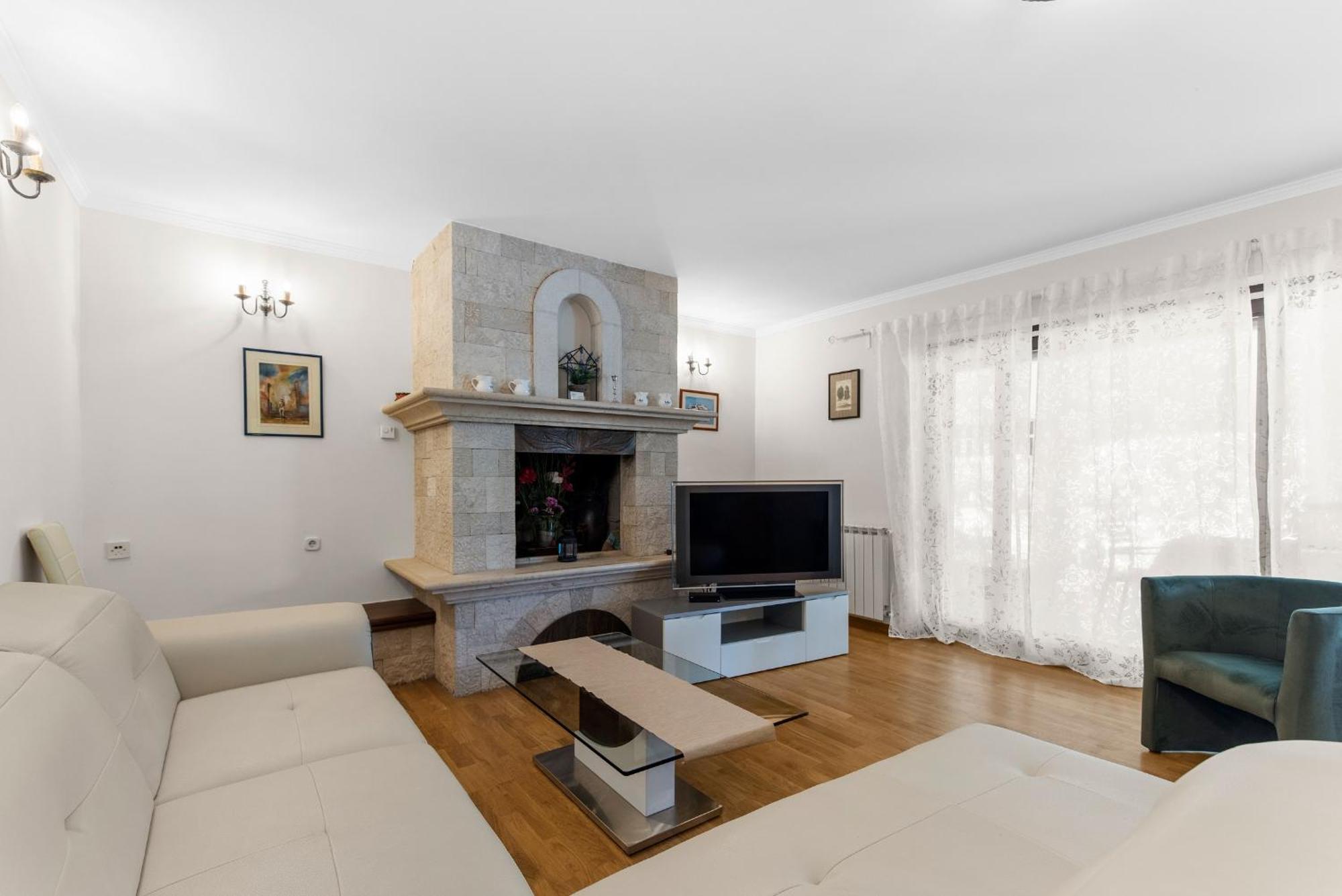 Villa Hope - Apartments With Shared Pool بوريتش الغرفة الصورة