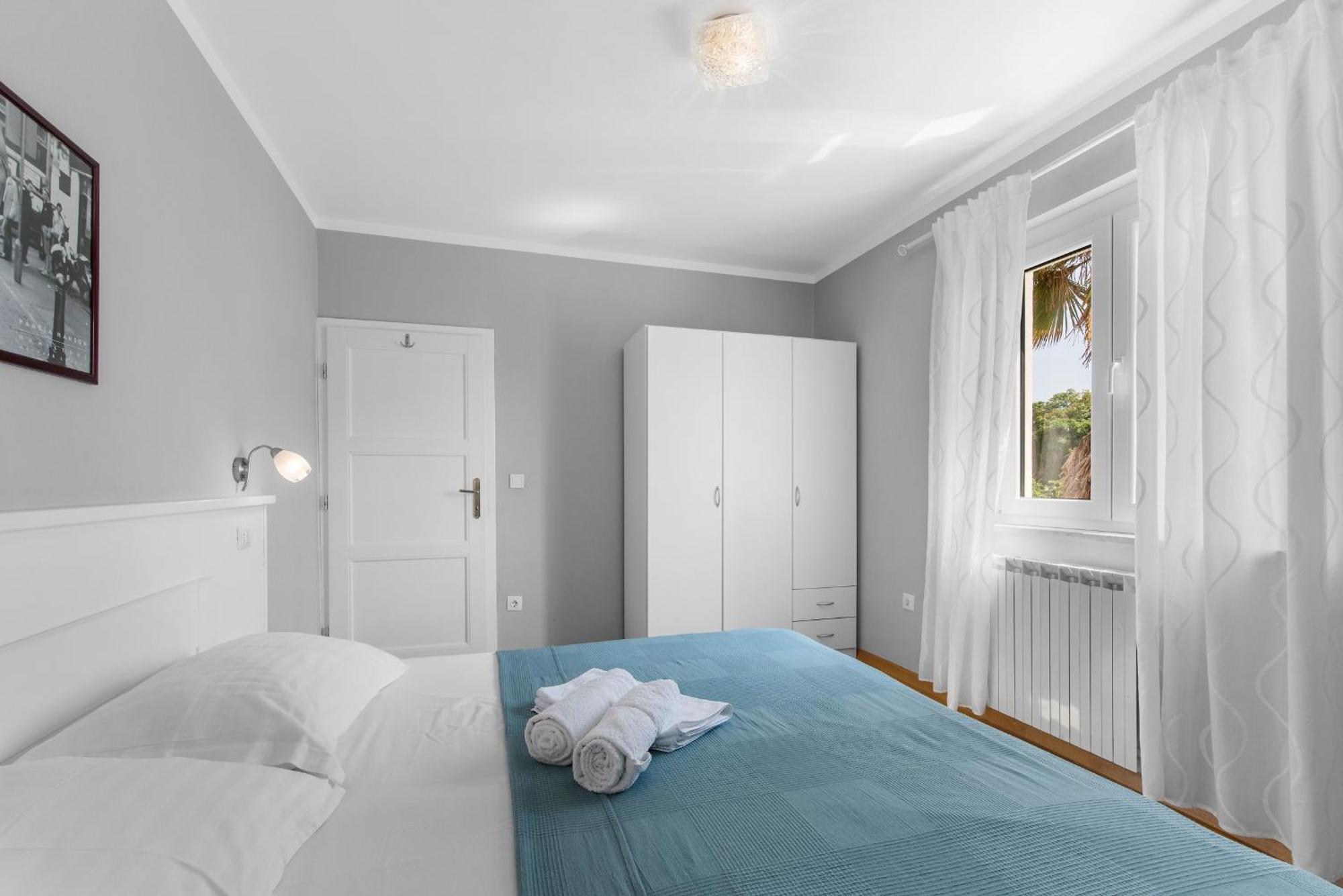 Villa Hope - Apartments With Shared Pool بوريتش الغرفة الصورة